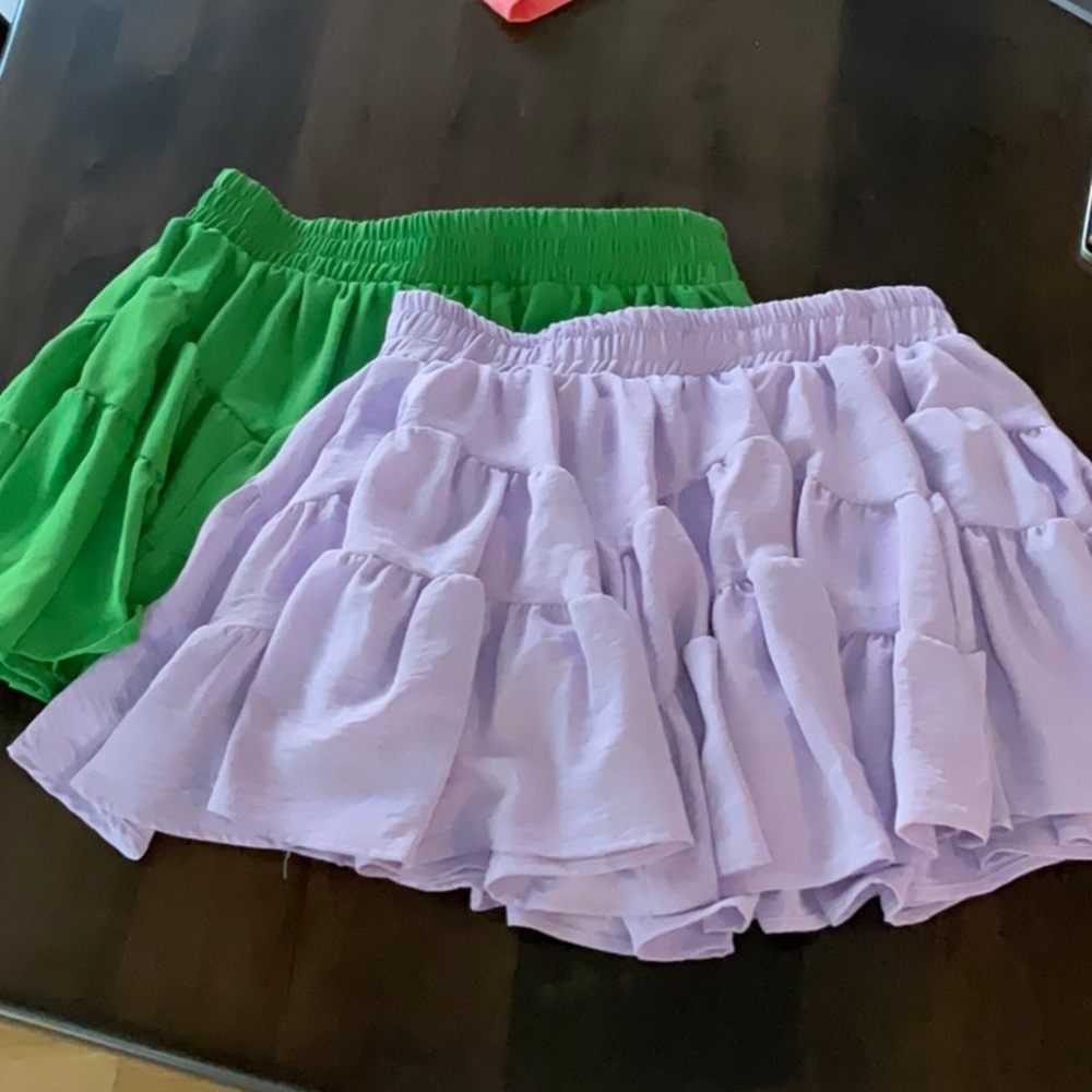Two shop tallulah skorts size Medium